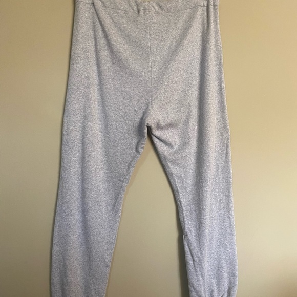 AERIE Easy Jogger - Grey❄️ - Picture 4 of 9
